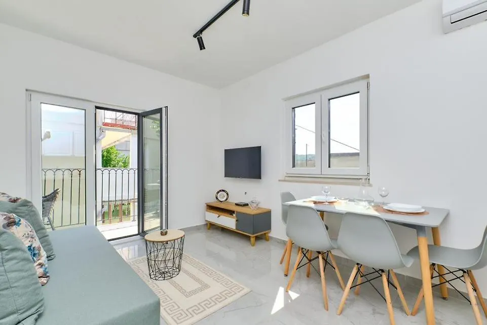 Apartment Apartmani Asjazra Mali Losinj
